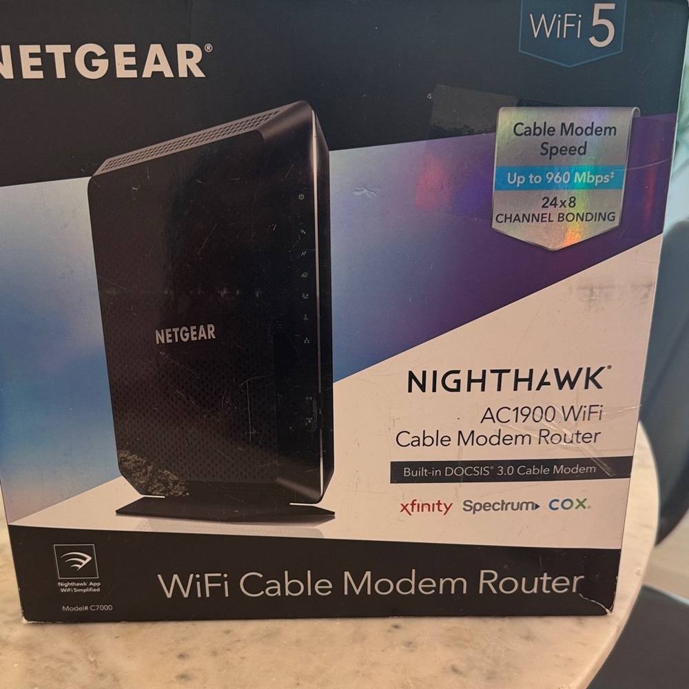 NETGEAR Nighthawk Black Modem Router/ open box